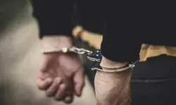 ദീപാവലി ദിനത്തില് ഡല്ഹിയില് സ്ഫോടനം നടത്താന് ലക്ഷ്യമിട്ടു; ഐഎസ്ഐഎസ് ഭീകരരെന്ന് സംശയിക്കുന്ന രണ്ടു പേര് അറസ്റ്റില് ദീപാവലി ദിനത്തില് ഡല്ഹിയില് സ്ഫോടനം നടത്താന് ലക്ഷ്യമിട്ടു; ഐഎസ്ഐഎസ് ഭീകരരെന്ന് സംശയിക്കുന്ന രണ്ടു പേര് അറസ്റ്റില്
