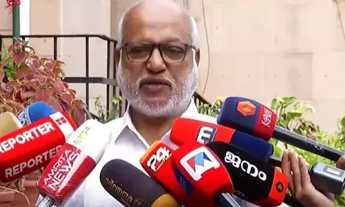 പിഎം ശ്രീ പദ്ധതിയില്‍ ഒപ്പിട്ടാലും വര്‍ഗീയവത്കരണം ഉണ്ടാകില്ല; നിലവിലുണ്ടായിട്ടുള്ള പ്രശ്നങ്ങളെ സംബന്ധിച്ച് സിപിഐയുടെയും സിപിഎമ്മിന്റെയും കേരള നേതൃത്വം സംസാരിച്ച് തീരുമാനമെടുക്കും; പിഎം ശ്രീയില്‍ ഒപ്പിട്ടതിനെ ന്യായീകരിച്ച് എം എ ബേബി