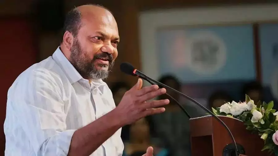 ഫണ്ട് വാങ്ങി കേന്ദ്രത്തിന് വഴങ്ങിയവരാണ് കോണ്ഗ്രസ്; ഏതു ഡീലിന്റെ അടിസ്ഥാനത്തിലാണ് രാജസ്ഥാന് പി എം ശ്രീയില് ഒപ്പിട്ടതെന്ന് യുഡിഎഫ് വ്യക്തമാക്കണം: മന്ത്രി പി രാജീവ് ഫണ്ട് വാങ്ങി കേന്ദ്രത്തിന് വഴങ്ങിയവരാണ് കോണ്ഗ്രസ്; ഏതു ഡീലിന്റെ അടിസ്ഥാനത്തിലാണ് രാജസ്ഥാന് പി എം ശ്രീയില് ഒപ്പിട്ടതെന്ന് യുഡിഎഫ് വ്യക്തമാക്കണം: മന്ത്രി പി രാജീവ്