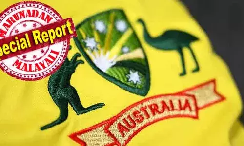 താരങ്ങള്‍ ഹോട്ടലിന് സമീപമുള്ള റിംഗ് റോഡിലെ ഒരു കഫേയിലേക്ക് നടന്നു പോകുമ്പോഴായിരുന്നു അതിക്രമം; ബൈക്കിലെത്തിയ ദുരന്തം താരങ്ങളെ അനുചിതമായി സ്പര്‍ശിച്ചു; അഖില്‍ ഖാനെ പൊക്കിയത് അതിവേഗം; രാജ്യത്തിന് നാണക്കേടായി ഇന്‍ഡോറിലെ ആ സംഭവം; ക്രിക്കറ്റ് ഓസ്‌ട്രേലിയ അമര്‍ഷത്തില്‍