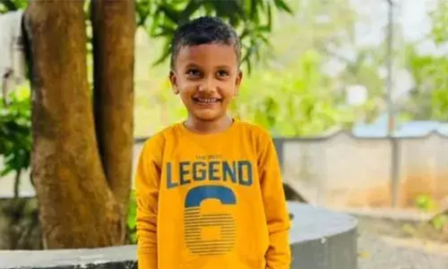 സ്കൂളിലെ ഗോവണിയിൽ നിന്ന് വീണ് പരിക്കേറ്റു; ചികിത്സയിലായിരുന്ന മൂന്നാം ക്ലാസ് വിദ്യാർത്ഥി മരിച്ചു