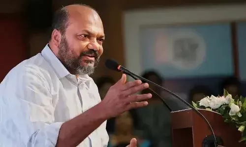 ഫണ്ട് വാങ്ങി കേന്ദ്രത്തിന് വഴങ്ങിയവരാണ് കോണ്‍ഗ്രസ്; ഏതു ഡീലിന്റെ അടിസ്ഥാനത്തിലാണ് രാജസ്ഥാന്‍ പി എം ശ്രീയില്‍ ഒപ്പിട്ടതെന്ന് യുഡിഎഫ് വ്യക്തമാക്കണം: മന്ത്രി പി രാജീവ്