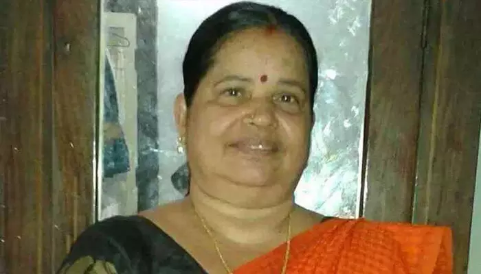 കെഎസ്ആര്ടിസി ബസ് സ്റ്റാന്ഡിലെ ശുചിമുറിയില് യാത്രക്കാരി കുഴഞ്ഞു വീണു മരിച്ചു കെഎസ്ആര്ടിസി ബസ് സ്റ്റാന്ഡിലെ ശുചിമുറിയില് യാത്രക്കാരി കുഴഞ്ഞു വീണു മരിച്ചു