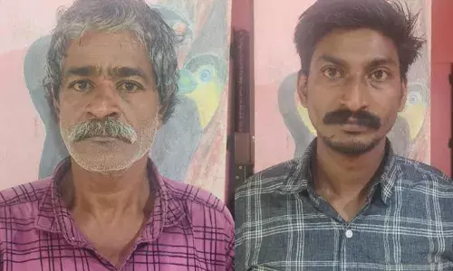 സൗരോര്‍ജ വൈദ്യുതി വേലിയുടെ ബാറ്ററി മോഷ്ടിച്ചു വിറ്റു: മോഷ്ടിച്ചത് വനംവകുപ്പിന്റെയും വ്യക്തികളുടെയും ബാറ്ററികള്‍; രണ്ടു പ്രതികളെ അറസ്റ്റ് ചെയ്ത് ചിറ്റാര്‍ പോലീസ്