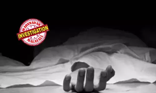 അസ്വാഭാവിക മരണത്തില്‍ പോസ്റ്റുമോര്‍ട്ടം നടത്തിയില്ല;  മൃതദേഹം വിട്ടുനല്‍കി; വീട്ടിലെ പൊതുദര്‍ശനത്തിനിടെ പൊലീസിനെ കൂട്ടിവന്ന് മൃതദേഹം തിരികെ കൊണ്ടുപോയി; പാലക്കാട് ജില്ല ആശുപത്രി ജീവനക്കാരുടേത് കടുത്ത അനാസ്ഥ; വിശദീകരണം തേടും