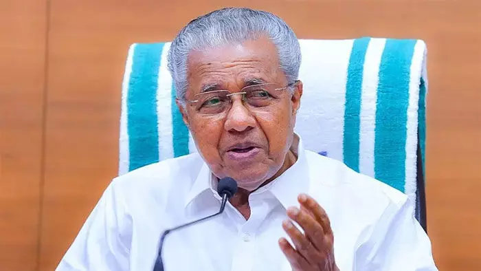 എസ് ഐ ആര്: കേന്ദ്ര തെരഞ്ഞെടുപ്പ് കമീഷന്റെ പ്രഖ്യാപനം ജനാധിപത്യ പ്രക്രിയയോടുള്ള വെല്ലുവിളിയ; തെരഞ്ഞെടുപ്പ് കമീഷന് കേന്ദ്രം ഭരിക്കുന്ന കക്ഷിയുടെ കളിപ്പാവയാകാരുതെന്ന് മുഖ്യമന്ത്രി എസ് ഐ ആര്: കേന്ദ്ര തെരഞ്ഞെടുപ്പ് കമീഷന്റെ പ്രഖ്യാപനം ജനാധിപത്യ പ്രക്രിയയോടുള്ള വെല്ലുവിളിയ; തെരഞ്ഞെടുപ്പ് കമീഷന് കേന്ദ്രം ഭരിക്കുന്ന കക്ഷിയുടെ കളിപ്പാവയാകാരുതെന്ന് മുഖ്യമന്ത്രി