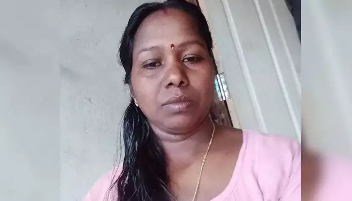 മരുമകള്ക്കൊപ്പം ഓട്ടോയില് ആശുപത്രിയില് എത്തി;  ഗുളിക കഴിച്ചതോടെ അബോധാവസ്ഥയിലായി; കോട്ടയത്തെ യുവതിയുടെ മരണം ചികിത്സാ പിഴവെന്ന് പരാതി മരുമകള്ക്കൊപ്പം ഓട്ടോയില് ആശുപത്രിയില് എത്തി;  ഗുളിക കഴിച്ചതോടെ അബോധാവസ്ഥയിലായി; കോട്ടയത്തെ യുവതിയുടെ മരണം ചികിത്സാ പിഴവെന്ന് പരാതി