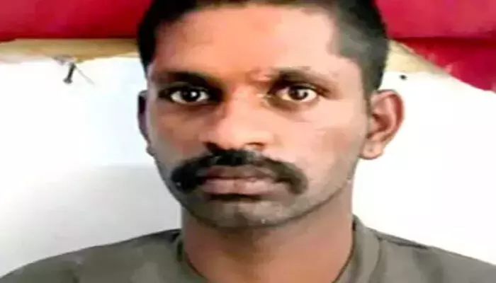 ജാമ്യമെടുത്ത് വിദേശത്തേക്ക് കടക്കാൻ ശ്രമം; നിമിഷ നേരം കൊണ്ട് ലുക്ക് ഔട്ട് നോട്ടീസ്; പിടികിട്ടാപുള്ളി ബംഗളൂരുവിൽ അറസ്റ്റിൽ ജാമ്യമെടുത്ത് വിദേശത്തേക്ക് കടക്കാൻ ശ്രമം; നിമിഷ നേരം കൊണ്ട് ലുക്ക് ഔട്ട് നോട്ടീസ്; പിടികിട്ടാപുള്ളി ബംഗളൂരുവിൽ അറസ്റ്റിൽ