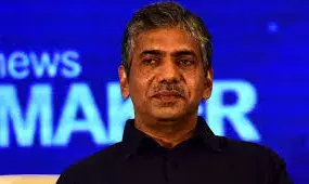 മുന്‍ ഡിജിപി ജേക്കബ് തോമസിനെതിരായ ഡ്രഡ്ജര്‍ അഴിമതി കേസ്: നെതര്‍ലാന്‍ഡ്‌സില്‍ പോകേണ്ട ഉദ്യോഗസ്ഥരുടെ പട്ടിക കൈമാറാന്‍ നിര്‍ദേശം; രണ്ട് ആഴ്ചയ്ക്കുള്ളില്‍ നല്‍കണമെന്ന് സുപ്രീംകോടതി