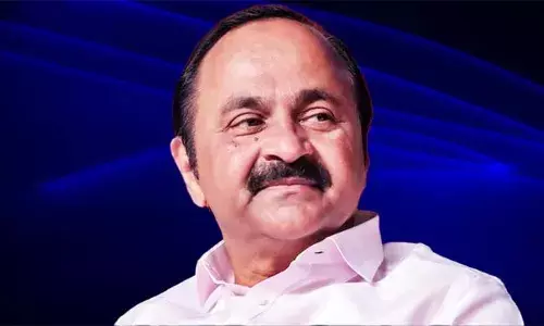 തീവ്ര വോട്ടര്‍ പട്ടിക പരിഷ്‌കരണം തിരഞ്ഞെടുപ്പ് അട്ടിമറിക്കാനുള്ള അജണ്ട; രാഷ്ട്രീയ ലക്ഷ്യത്തോടെയുള്ള തീരുമാനം പിന്‍വലിക്കണം; തിരഞ്ഞെടുപ്പ് അട്ടിമറിക്കാനുള്ള നീക്കത്തിന് തിരഞ്ഞെടുപ്പ് കമ്മിഷന്‍ കൂട്ടുനില്‍ക്കുന്നത് ജനാധിപത്യത്തെ ദുര്‍ബലപ്പെടുത്തും: വി ഡി സതീശന്‍