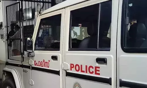 താമരശ്ശേരി ഫ്രഷ് കട്ട് സംഘര്‍ഷത്തില്‍ രണ്ട് പേര്‍ കൂടി കസ്റ്റഡിയില്‍; ഒളിവില്‍ പോയവരെ കണ്ടെത്താന്‍ പൊലീസ് പരിശോധന