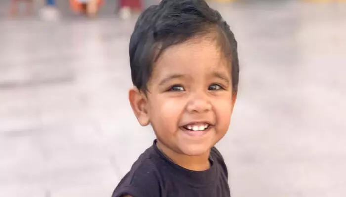 ചവറയില് വെള്ളക്കെട്ടില് വീണു നാലര വയസ്സുകാരന് മരിച്ചു; അപകടം സ്കൂളില് നിന്നും മടങ്ങിയെത്തിയതിന് തൊട്ടു പിന്നാലെ ചവറയില് വെള്ളക്കെട്ടില് വീണു നാലര വയസ്സുകാരന് മരിച്ചു; അപകടം സ്കൂളില് നിന്നും മടങ്ങിയെത്തിയതിന് തൊട്ടു പിന്നാലെ