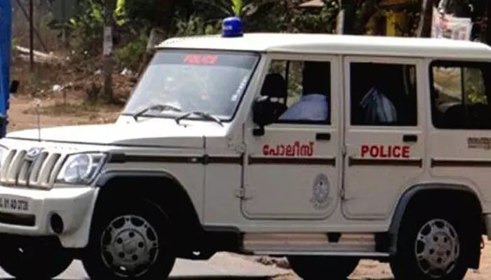 വിവാഹ മോചന കേസില് ഭാര്യയുടെ അഭിഭാഷകയ്ക്ക് ഭര്ത്താവിന്റെ മര്ദ്ദനം; കേസെടുത്ത് പോലിസ് വിവാഹ മോചന കേസില് ഭാര്യയുടെ അഭിഭാഷകയ്ക്ക് ഭര്ത്താവിന്റെ മര്ദ്ദനം; കേസെടുത്ത് പോലിസ്