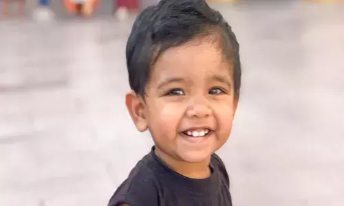 ചവറയില്‍ വെള്ളക്കെട്ടില്‍ വീണു നാലര വയസ്സുകാരന്‍ മരിച്ചു; അപകടം സ്‌കൂളില്‍ നിന്നും മടങ്ങിയെത്തിയതിന് തൊട്ടു പിന്നാലെ