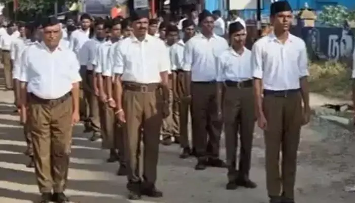 മല്ലികാര്ജുന് ഖാര്ഗെയുടെ സ്വന്തം തട്ടകത്തില് ആര്.എസ്.എസ് റൂട്ട് മാര്ച്ചിന് അനുമതി മല്ലികാര്ജുന് ഖാര്ഗെയുടെ സ്വന്തം തട്ടകത്തില് ആര്.എസ്.എസ് റൂട്ട് മാര്ച്ചിന് അനുമതി