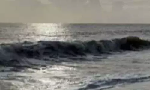 മത്സ്യബന്ധന ഉപകരണങ്ങളുടെ സുരക്ഷ ഉറപ്പാക്കണം; ബീച്ചിലേക്കുള്ള യാത്രകളും കടലില്‍ ഇറങ്ങിയുള്ള വിനോദങ്ങളും പൂര്‍ണമായും ഒഴിവാക്കുക; സംസ്ഥാനത്ത് വീണ്ടും കള്ളക്കടല്‍ മുന്നറിയിപ്പ്