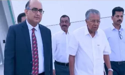 മുഖ്യമന്ത്രി പിണറായി വിജയന്‍ ഖത്തറിലെത്തി; മലയാളോത്സവം ഉദ്ഘാടനം ചെയ്യും