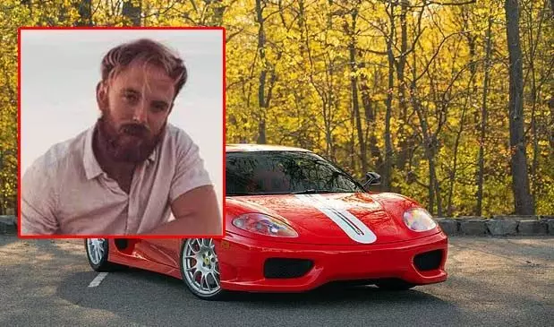 കാമുകിയെ ഫെരാരിയുടെ പരമാവധി ശബ്ദം കേള്പ്പിക്കാന് കാര് റെയ്സ് ചെയ്തു; സമ്പന്നന് ഞൊടിയിടയില് മരണം കാമുകിയെ ഫെരാരിയുടെ പരമാവധി ശബ്ദം കേള്പ്പിക്കാന് കാര് റെയ്സ് ചെയ്തു; സമ്പന്നന് ഞൊടിയിടയില് മരണം