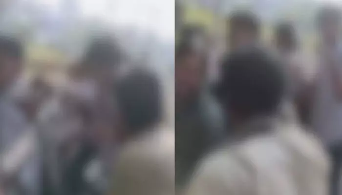 ഹോൺ അടിച്ചത് ഇഷ്ടപ്പെട്ടില്ല; കോഴിക്കോട് നഗരത്തിൽ തല്ലുമാല; ബസ് ജീവനക്കാരും വിദ്യാർത്ഥികളും തമ്മിൽ കൂട്ടായിടി; അടിക്കിടയിൽ ഒരു യാത്രക്കാരിക്ക് പരിക്ക് ഹോൺ അടിച്ചത് ഇഷ്ടപ്പെട്ടില്ല; കോഴിക്കോട് നഗരത്തിൽ തല്ലുമാല; ബസ് ജീവനക്കാരും വിദ്യാർത്ഥികളും തമ്മിൽ കൂട്ടായിടി; അടിക്കിടയിൽ ഒരു യാത്രക്കാരിക്ക് പരിക്ക്