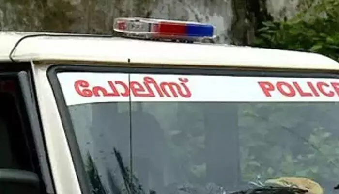 പോക്സോ കേസിലെ പ്രതി കോടതിയില്നിന്ന് ഓടി രക്ഷപ്പെട്ടു പോക്സോ കേസിലെ പ്രതി കോടതിയില്നിന്ന് ഓടി രക്ഷപ്പെട്ടു
