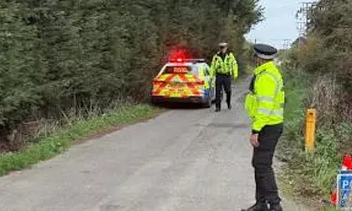 യു. കെയിലെ ഡോന്‍കാസ്റ്ററിലെ ഹെലികോപ്റ്റര്‍ അപകടത്തില്‍ ഒരു മരണം; മൂന്ന് പേര്‍ക്ക് പരിക്ക്