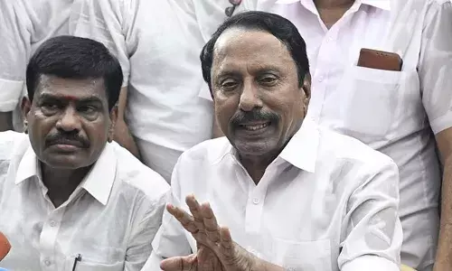 പനീര്‍സെല്‍വവുമായും ദിനകരനുമായും കൂടിക്കാഴ്ച നടത്തി; പിന്നാലെ കെ.എ. സെങ്കോട്ടയ്യനെ എഐഎഡിഎംകെയില്‍ നിന്ന് പുറത്താക്കി