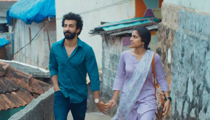 പ്രണയ ചിത്രവുമായി റോഷൻ മാത്യു; നായികയായി സെറിൻ ശിഹാബ്; പ്രശാന്ത് വിജയ് സംവിധാനം ചെയ്യുന്ന ഇത്തിരി നേരം; പ്രേക്ഷക ശ്രദ്ധനേടി ട്രെയിലർ