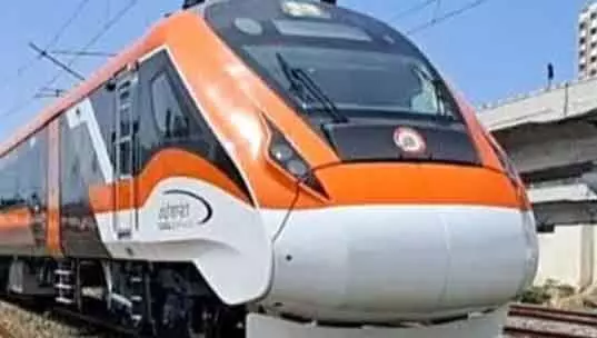 രാവിലെ 5.10ന് ബംഗളൂരുവില്‍ നിന്ന് പുറപ്പെട്ട് ഉച്ചയ്ക്ക് 1.50ന് എറണാകുളത്ത് എത്തും; 2.30ന് എറണാകുളം ജംഗ്ഷനില്‍ നിന്ന് പുറപ്പെട്ട് അന്ന് രാത്രി 11ന് ബംഗളൂരുവില്‍ എത്തും; പുതിയ വന്ദേഭാരതിന് സമയക്രമം; ഉദ്ഘാടന തീയതിയും ഉടന്‍