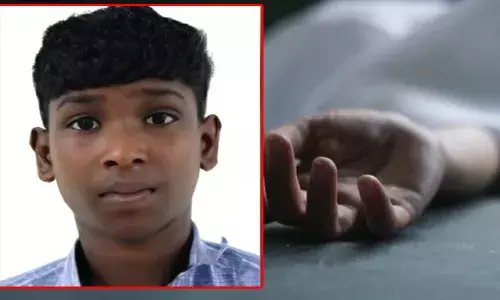 ആറ്റിലേക്ക് വീണ പന്തെടുക്കാൻ ഇറങ്ങിയ 15കാരൻ ഒഴുക്കിൽപ്പെട്ട് മുങ്ങി മരിച്ചു; മരിച്ചത് പൂവച്ചല്‍ സ്വദേശി ആഷ് വിന്‍ ഷാജി