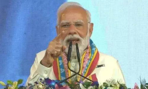 പതിറ്റാണ്ടുകളായി ഭരിച്ചവര്‍ നിങ്ങളെ സ്വയം നശിക്കാന്‍ വിട്ട് എസി മുറികളില്‍ ജീവിതം ആസ്വദിച്ചു; എന്നാല്‍, മോദിക്ക് അതിന് കഴിഞ്ഞില്ല: ചുവപ്പുപതാക മാറ്റി ത്രിവര്‍ണ പതാക പാറിച്ചു; ഛത്തീസ്ഗഡില്‍ മാവോവാദം അവസാനിപ്പിച്ചു; ആദിവാസികളെ വഞ്ചിച്ചവരെ രൂക്ഷമായി വിമര്‍ശിച്ച് പ്രധാനമന്ത്രി