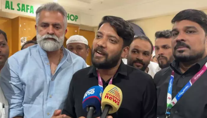 പതിനാറാം തീയതി ഒപ്പിട്ടതിനെക്കുറിച്ച് മൗനം പാലിച്ചതിന് കാരണം എട്ടിനും ഒന്പതിനും ഡല്ഹിയില് നടന്ന കൂടിക്കാഴ്ചകളാണ്; മോദിയുമായും അമിത്ഷായുമായും പിണറായി പി എം ശ്രീ ചര്ച്ചചെയ്തു; ഫണ്ടിന് വേണ്ടി മാത്രമല്ല പൊളിറ്റിക്കല് നെക്സസ് ആണെന്നും ഷാഫി പറമ്പില് പതിനാറാം തീയതി ഒപ്പിട്ടതിനെക്കുറിച്ച് മൗനം പാലിച്ചതിന് കാരണം എട്ടിനും ഒന്പതിനും ഡല്ഹിയില് നടന്ന കൂടിക്കാഴ്ചകളാണ്; മോദിയുമായും അമിത്ഷായുമായും പിണറായി പി എം ശ്രീ ചര്ച്ചചെയ്തു; ഫണ്ടിന് വേണ്ടി മാത്രമല്ല പൊളിറ്റിക്കല് നെക്സസ് ആണെന്നും ഷാഫി പറമ്പില്