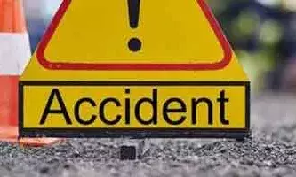 ഡ്രൈവര്‍ ഉറങ്ങിപ്പോയി, കോട്ടയത്ത് കെഎസ്ആര്‍ടിസി ബസിലേക്ക് കാര്‍ ഇടിച്ചുകയറി അപകടം