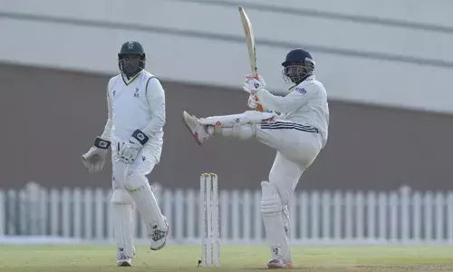 വിജയലക്ഷ്യത്തിന് 103 റൺസ് അകലെ റിഷഭ് പന്ത് വീണു; വാലറ്റത്തിന്റെ കരുത്തിൽ 3 വിക്കറ്റിന്‍റെ തകർപ്പൻ ജയം; ദക്ഷിണാഫ്രിക്ക എക്കെതിരായ പരമ്പരയിൽ ഇന്ത്യ മുന്നിൽ; തനുഷ് കൊട്ടിയാൻ കളിയിലെ താരം