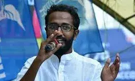 ഫീസ് നിരക്ക് കുറക്കാനുള്ള തീരുമാനം; സമര വിജയമെന്ന് കെ.എസ്.യു; വിദ്യാര്‍ത്ഥി വിരുദ്ധ തീരുമാനങ്ങളുടെ കേന്ദ്രമായി മാറിയ സര്‍ക്കാരാണ് കേരളം ഭരിക്കുന്നതെന്ന് അലോഷ്യസ് സേവ്യര്‍