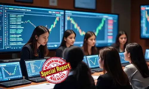 ഓഹരി വിപണി തകര്‍ച്ചയുടെ വക്കിലോ?  വര്‍ദ്ധിച്ചുവരുന്ന തൊഴിലില്ലായ്മ നിരക്ക് സൂചനയോ? ട്രംപ് ഭരണകൂടത്തിന്റെ പലനീക്കങ്ങളും സൃഷ്ടിക്കുന്നത് ഒട്ടേറെ ആശങ്കകള്‍; ജാഗ്രത പുലര്‍ത്തണമെന്ന് വിദഗ്ദര്‍