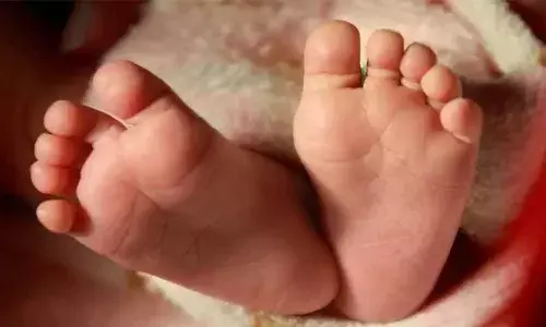 മൂന്ന് മാസം പ്രായമുള്ള കുഞ്ഞ് കിണറ്റില്‍ വീണുമരിച്ചു; കുളിപ്പിക്കുന്നതിനായി കൊണ്ടുവന്നപ്പോള്‍ അബദ്ധത്തില്‍ വീണതാണെന്ന് മാതാവ്