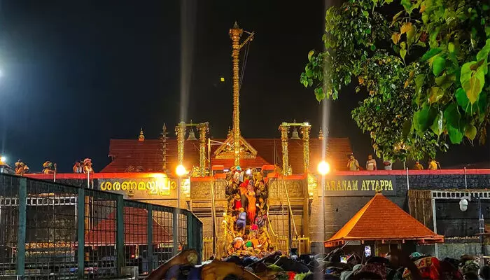 ശബരിമല: പൂജകള്‍ ഓണ്‍ലൈനായി നാളെ മുതല്‍ ബുക്ക് ചെയ്യാം; അക്കോമഡേഷന്‍ ബുക്കിംഗും നാളെ മുതല്‍
