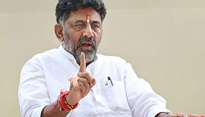 ഇത് ജനാധിപത്യ അവകാശം വിനിയോഗിക്കാനുള്ള അവസരം; അതുകൊണ്ട്...വോട്ട് ചെയ്യാൻ വേതനത്തോടെയുള്ള അവധി നൽകണം; ആവശ്യവുമായി ഡി.കെ.ശിവകുമാർ