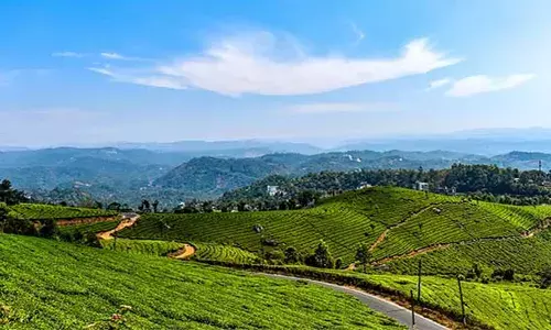 ദിവസങ്ങളായി അറബിക്കടലിൽ ഗതി കിട്ടാതെ അലയുന്നു; ഒടുവിൽ ചക്രവാതചുഴി ന്യൂനമർദ്ദമായി മാറി; കേരളത്തിൽ വരണ്ട കാലാവസ്ഥ തുടരുമെന്ന് അധികൃതർ