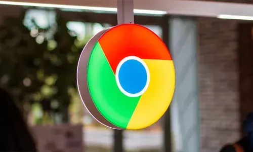 ഗൂഗിൾ ക്രോം ഉപയോക്താക്കൾക്ക് ജാഗ്രത മുന്നറിയിപ്പ്; വ്യക്തിഗത ഡാറ്റകൾ മോഷ്ടിക്കാൻ സാധ്യത; ഉടൻ അപ്ഡേറ്റ് ചെയ്യാൻ നിർദ്ദേശം
