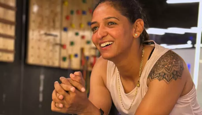 എന്റെ ശരീരത്തിലും ഹൃദയത്തിലും എന്നെന്നേക്കുമായി കൊത്തിവച്ചിരിക്കുന്നു; ഇനി എല്ലാ ദിവസവും രാവിലെ ഞാന് നിന്നെ കാണും: ലോകകപ്പ് ട്രോഫി ടാറ്റൂ ചെയ്ത് ഇന്ത്യന് ക്യാപ്റ്റന് ഹര്മന്പ്രീത് കൗര് എന്റെ ശരീരത്തിലും ഹൃദയത്തിലും എന്നെന്നേക്കുമായി കൊത്തിവച്ചിരിക്കുന്നു; ഇനി എല്ലാ ദിവസവും രാവിലെ ഞാന് നിന്നെ കാണും: ലോകകപ്പ് ട്രോഫി ടാറ്റൂ ചെയ്ത് ഇന്ത്യന് ക്യാപ്റ്റന് ഹര്മന്പ്രീത് കൗര്