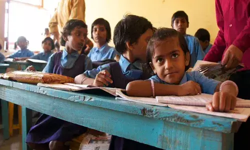 പഠന നിലവാരം തകര്‍ന്നു; കളിച്ചുകൊണ്ട് പഠനം പദ്ധതി ഉപേക്ഷിക്കാനൊരുങ്ങി കര്‍ണാടക സര്‍ക്കാര്‍