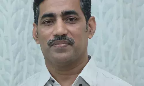 സംസ്കൃത സര്വ്വകലാശാലയുടെ പ്രദീപന് പാമ്പിരികുന്ന് സ്മാരക മാതൃഭാഷാപുരസ്കാരം ഷിജു അലക്സിന് സംസ്കൃത സര്വ്വകലാശാലയുടെ പ്രദീപന് പാമ്പിരികുന്ന് സ്മാരക മാതൃഭാഷാപുരസ്കാരം ഷിജു അലക്സിന്