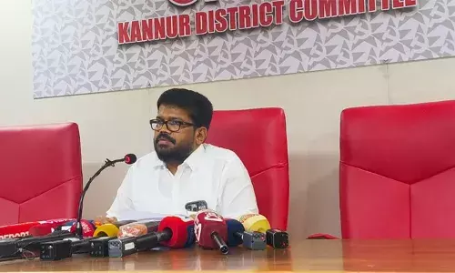 പാനൂര്‍ സ്‌ഫോടനത്തില്‍ കൊല്ലപ്പെട്ടയാളെ രക്തസാക്ഷിയാക്കി പ്രമേയം അവതരിപ്പിച്ച സംഭവം; ഡിവൈഎഫ്‌ഐയോട് ചോദിക്കണമെന്ന് പറഞ്ഞ് ഒഴിഞ്ഞുമാറി കെ കെ രാഗേഷ്; പാര്‍ട്ടിക്ക് ഇക്കാര്യത്തില്‍ അന്നും ഇന്നും ഒരു നിലപാടാണുള്ളതെന്നും ജില്ല സെക്രട്ടറി