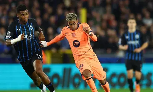 ബാഴ്‌സലോണയെ ഞെട്ടിച്ച് ബ്രൂഗ്; ചാമ്പ്യൻസ് ലീഗിലെ ആവേശപ്പോരിൽ ബെൽജിയൻ ക്ലബ്ബിനോട് സമനില വഴങ്ങി ഹാൻസി ഫ്ലിക്കും സംഘവും