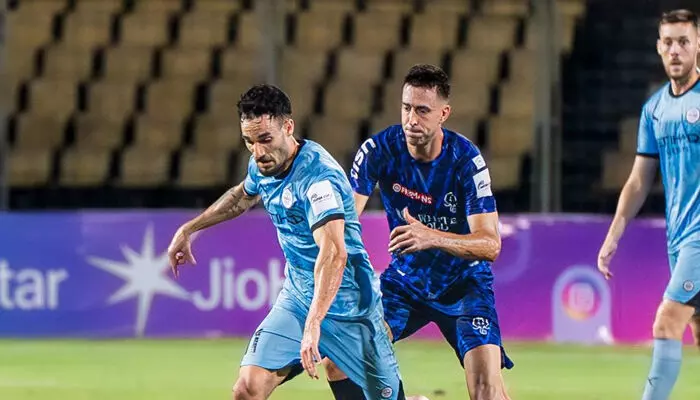 കളത്തിലിറങ്ങിയത് ആറ് വിദേശ താരങ്ങളുമായി; സെൽഫ് ഗോളിൽ തോൽവി വഴങ്ങി കേരള ബ്ലാസ്റ്റേഴ്സ്; സൂപ്പർ കപ്പിൽ നിന്നും പുറത്ത്; മുംബൈ സെമിയിൽ കളത്തിലിറങ്ങിയത് ആറ് വിദേശ താരങ്ങളുമായി; സെൽഫ് ഗോളിൽ തോൽവി വഴങ്ങി കേരള ബ്ലാസ്റ്റേഴ്സ്; സൂപ്പർ കപ്പിൽ നിന്നും പുറത്ത്; മുംബൈ സെമിയിൽ