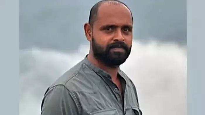 ലക്ഷങ്ങളുടെ കടബാദ്ധ്യത; തിരുവനന്തപുരത്ത് മകന്റെ ചോറൂണ് ദിനത്തില്‍ യുവാവ് ജീവനൊടുക്കി; വിതുര പോലീസ് അന്വേഷണം തുടങ്ങി