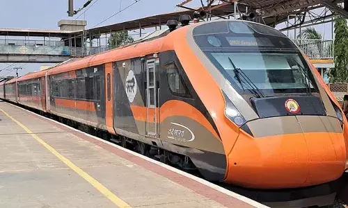 എറണാകുളം - ബംഗളൂരു വന്ദേ ഭാരത് ശനിയാഴ്ച്ച പ്രധാനമന്ത്രി ഫ്‌ലാഗ് ഓഫ് ചെയ്യും; സതേണ്‍ റെയില്‍വേയ്ക്ക് കീഴിലുള്ള വന്ദേ ഭാരത് ട്രെയിനുകളുടെ എണ്ണം 12ആയി ഉയരും