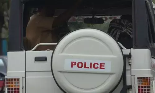 സ്വകാര്യ ബസ് കാലിലൂടെ കയറിയിറങ്ങി വയോധികന് ഗുരുതര പരിക്ക്