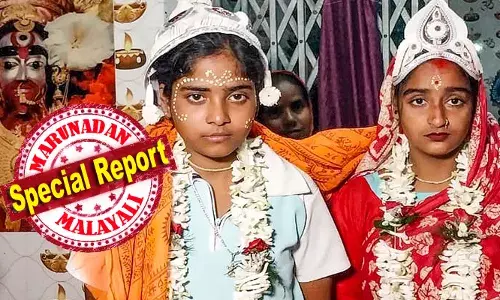 ജീവിത പങ്കാളിയെ തിരഞ്ഞെടുക്കുമ്പോൾ ലിംഗഭേദം എന്തിന് പ്രധാനമാകണം; സോഷ്യൽ മീഡിയയിലൂടെയുള്ള പരിചയം പ്രണയമായി; നർത്തകിമാരുടെ ബന്ധം വീട്ടുകാരും എതിർത്തു; ഒടുവിൽ സ്വവര്‍ഗ യുവതികള്‍ക്ക് ക്ഷേത്രത്തില്‍ കല്യാണം; സ്നേഹം കണ്ടില്ലെന്ന് നടിക്കാനായില്ലെന്ന് നാട്ടുകാർ